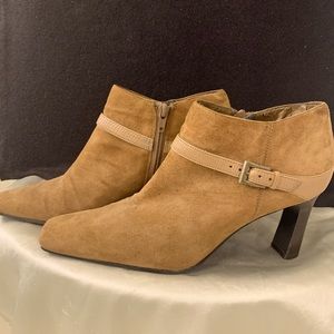 Women’s suede heeled booties, Tan, 9 1/2